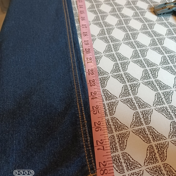 ENERGIE PLUS SZ JEANS ,NOT SURE ABOUT SZ. MEASUREMENT ARE POSTED IN PICTURES - Picture 10 of 12